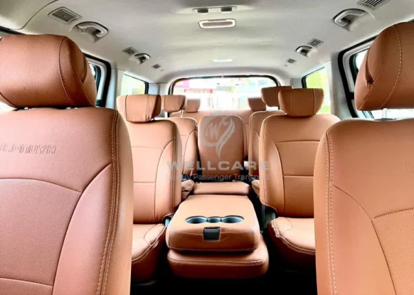 Hyundai - H 1 (11 Pax) 2023 - Image 2